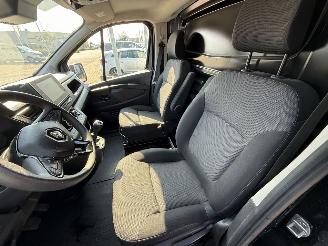 Renault Trafic 2.0 dCi 130 T30 L2H1 Comfort picture 17