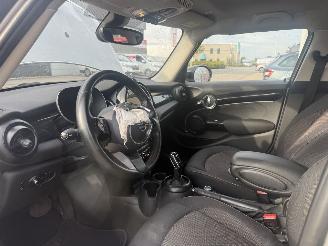 Mini Cooper 1.5 Cooper Camden Edition AUTOMAAT picture 12