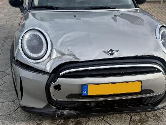 Mini Cooper 1.5 Cooper Camden Edition AUTOMAAT picture 9