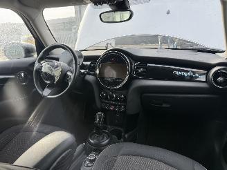 Mini Cooper 1.5 Cooper Camden Edition AUTOMAAT picture 11