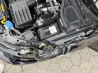 Volkswagen Golf Variant 1.0 eTSI Life Business picture 8