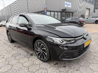 Volkswagen Golf Variant 1.0 eTSI Life Business picture 4