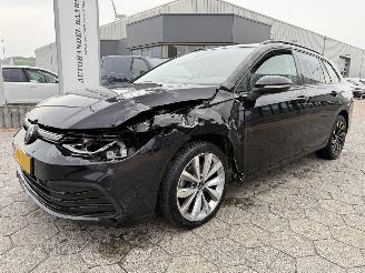 Volkswagen Golf Variant 1.0 eTSI Life Business picture 2