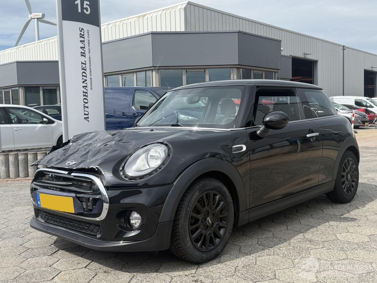 Mini Cooper 1.5 Cooper Business