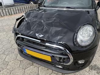 Mini Cooper 1.5 Cooper Business picture 9