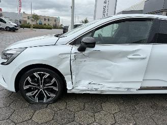 Renault Clio 1.6 E-Tech Hybrid 145 Techno picture 9
