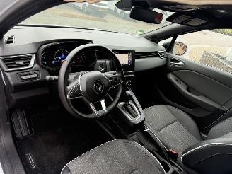 Renault Clio 1.6 E-Tech Hybrid 145 Techno picture 18