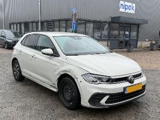 Volkswagen Polo 1.0 TSI Life AUTOMAAT picture 3
