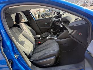 Peugeot 208 1.2 PureTech Allure Pack picture 15