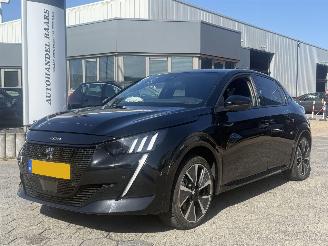 Schadeauto Peugeot e-208 EV GT 350 50 kWh 2021/11