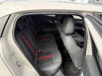 Alfa Romeo Junior 1.2 Turbo Hybrid Ibrida Speciale picture 14
