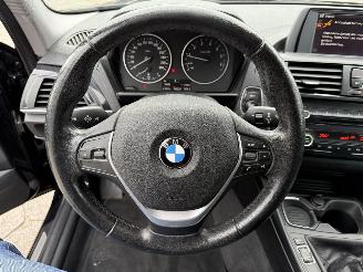 BMW 1-serie 116i picture 18