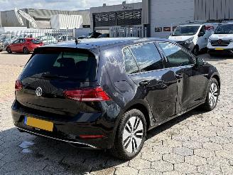 Volkswagen e-Golf E-DITION picture 5