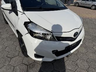 Toyota Yaris 1.0 VVT-i Aspiration picture 10