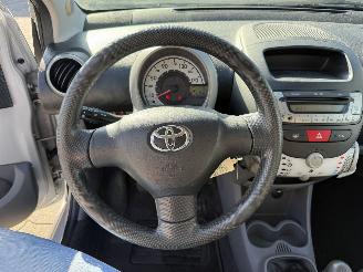 Toyota Aygo 1.0-12V Comfort picture 15