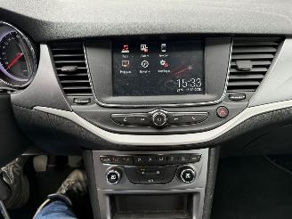 Opel Astra 1.2 Edition picture 17