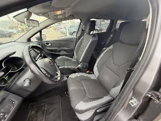 Renault Clio Estate 0.9 TCe Iconic picture 11