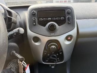 Peugeot 108 1.0 e-VTi Active picture 20