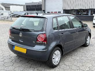 Volkswagen Polo 1.4-16V Turijn picture 4