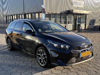 Kia Ceed Sportswagon 1.5 T-GDi AUTOMAAT MHEV DynamicLine picture 3