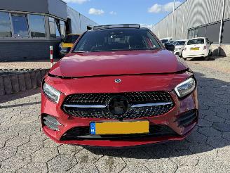Mercedes A-klasse 250 e AMG Ambient light Panoramadak Automaat Premium Plus picture 2