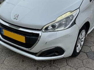 Peugeot 208 1.2 PureTech Active picture 9