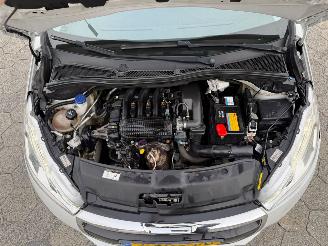 Peugeot 208 1.2 PureTech Active picture 7