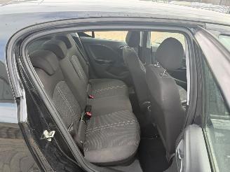 Opel Corsa-E 1.4 Online Edition picture 11