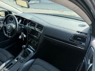 Volkswagen Golf 1.2 TSI Business Edition picture 12