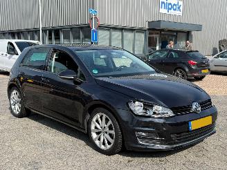 Volkswagen Golf 1.2 TSI Business Edition picture 3