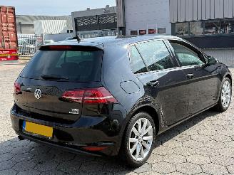 Volkswagen Golf 1.2 TSI Business Edition picture 4