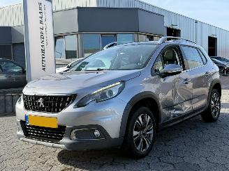 Avarii autoturisme Peugeot 2008 1.2 PureTech Allure 2016/8