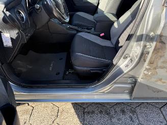 Toyota Auris Touring Sports 1.8 Hybrid Lease picture 11