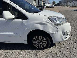 Peugeot Partner 120 1.6 BlueHDi 100 L1 Première picture 4