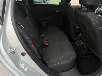Renault Clio Estate 0.9 TCe Limited picture 10