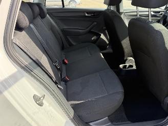 Skoda Rapid Spaceback 1.0 TSI Greentech Clever picture 8