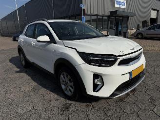 Kia Stonic 1.0 T-GDi MHEV DynamicLine picture 3