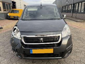 Peugeot Partner 120 1.6 BlueHDi 100 L1 Premium Pack S&S picture 2