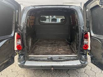 Peugeot Partner 120 1.6 BlueHDi 100 L1 Premium Pack S&S picture 7