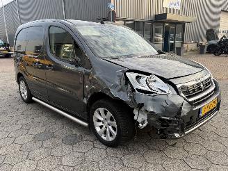 Peugeot Partner 120 1.6 BlueHDi 100 L1 Premium Pack S&S picture 3