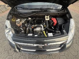 Peugeot Partner 120 1.6 BlueHDi 100 L1 Premium Pack S&S picture 8