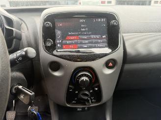 Peugeot 108 1.0 e-VTi Active picture 12