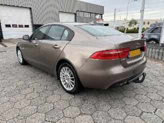 Jaguar XE 2.0 D Prestige picture 6