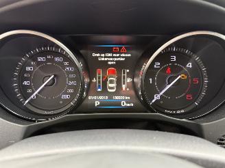 Jaguar XE 2.0 D Prestige picture 14