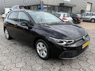 Volkswagen Golf 1.0 TSI Life picture 3