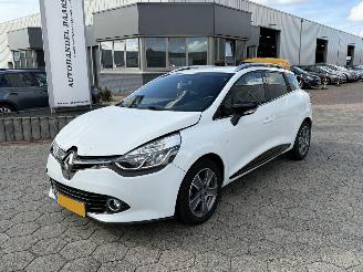 Unfallwagen Renault Clio Estate 0.9 TCe Night&Day 2014/6