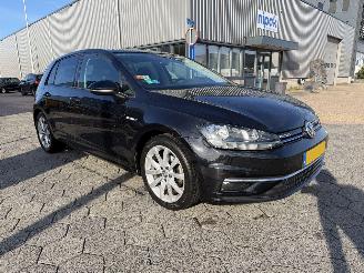 Volkswagen Golf 1.5 TSI Highline picture 3