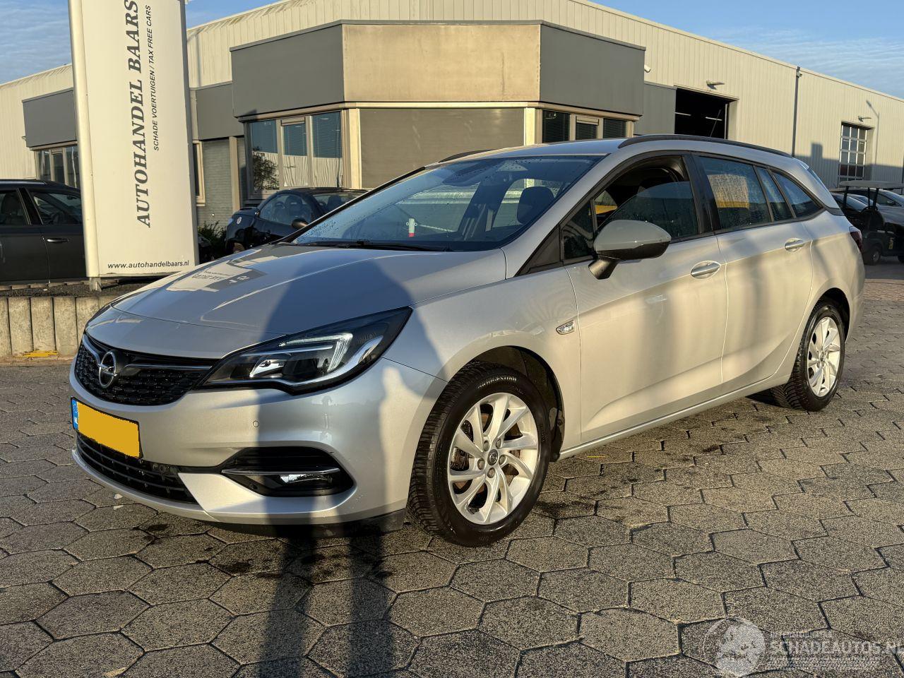Opel Astra SPORTS TOURER 1.2 Edition