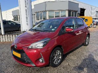 skadebil auto Toyota Yaris 1.5 VVT-i Dynamic 2020/10
