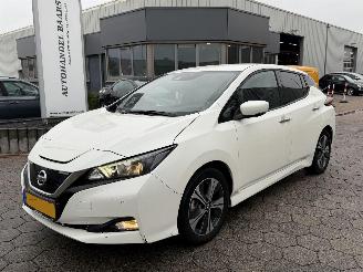 krockskadad bil auto Nissan Leaf N-Connecta 40 kWh 2020/10